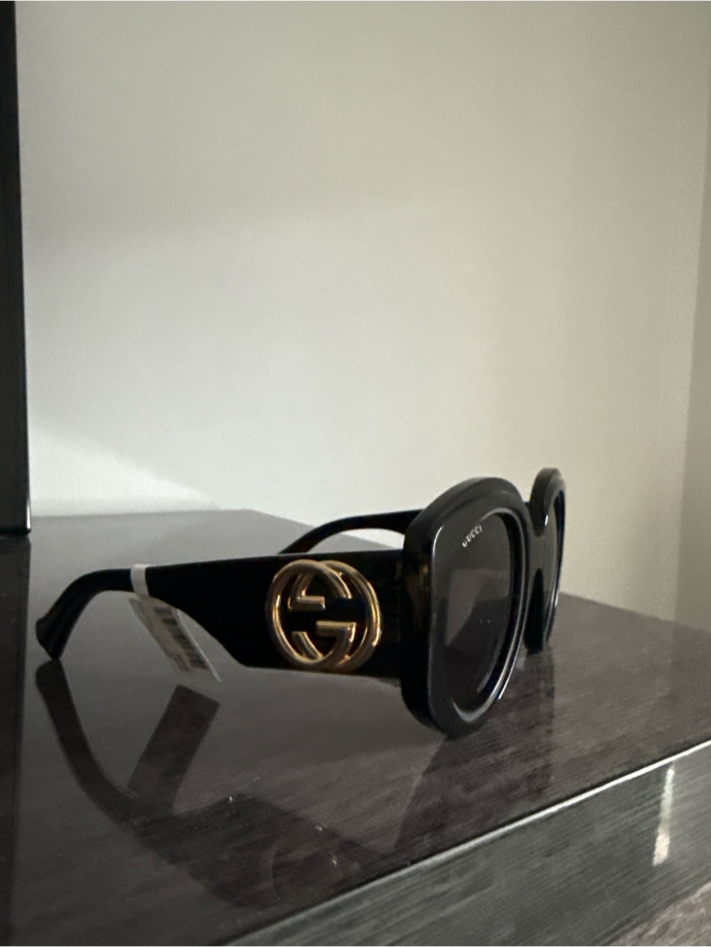 BRAND NEW!! Gucci Black Sunglasses with Gold Interlocking GG